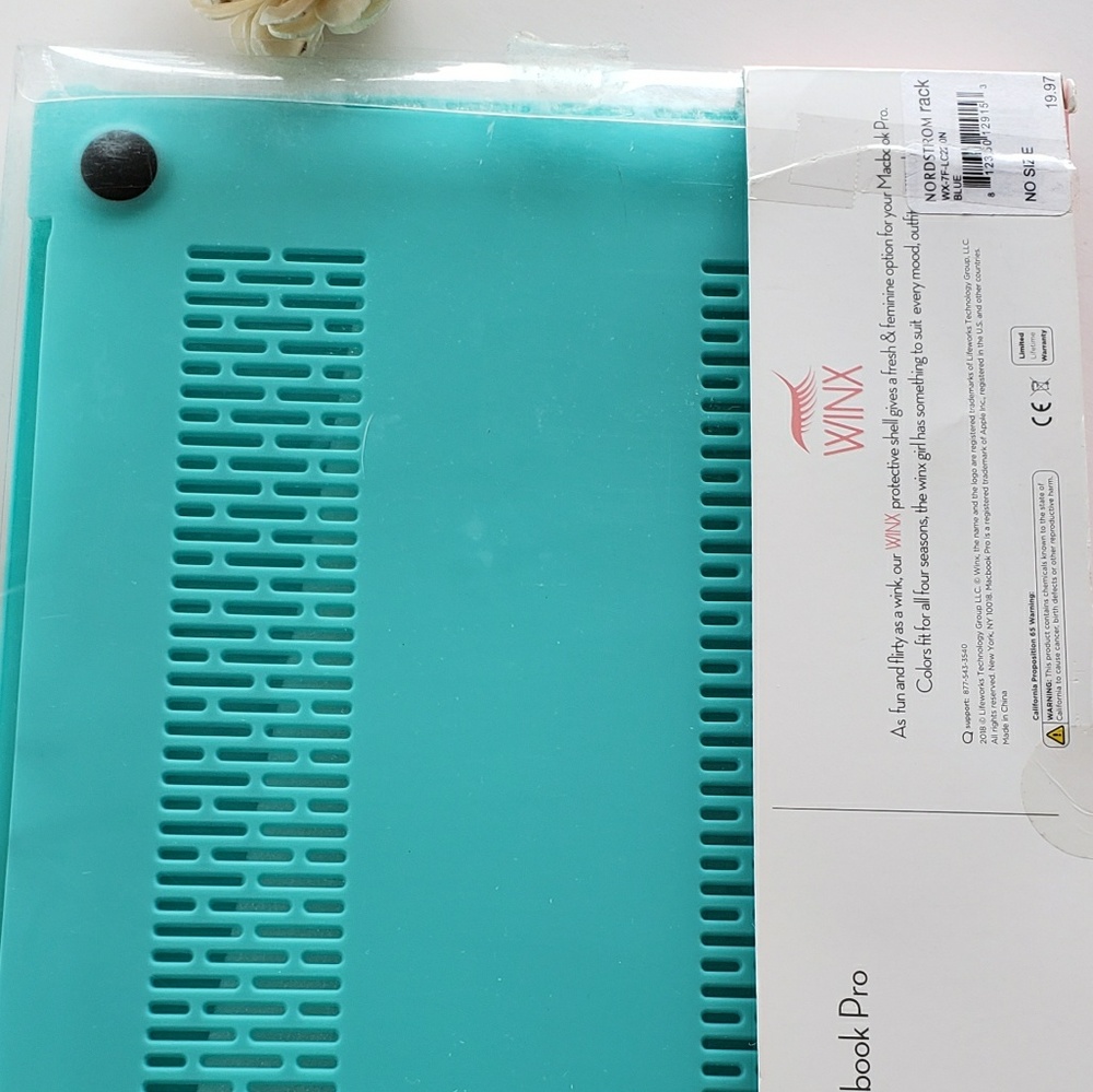 Protective shell for macbook pro - Picture 4 of 5